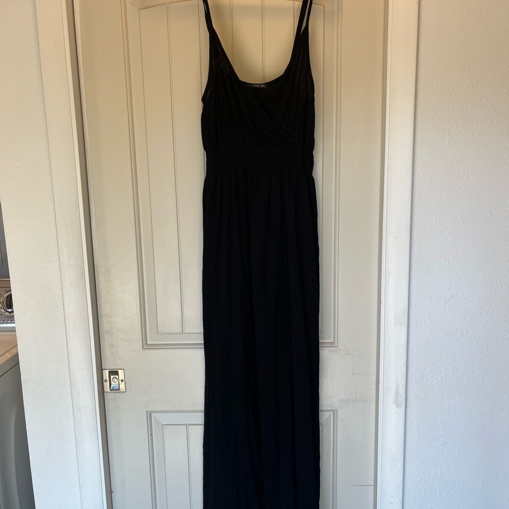 Elegant Black Maxi Dress
